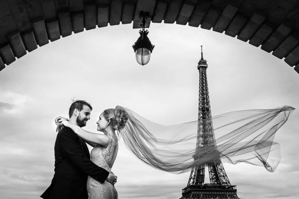 photos de couple - photographe mariage paris soirée